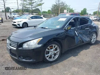 2014 Nissan Maxima SV z VIN 1N4AA5AP7EC913876, wystawiony jako IAAI lot #42487703 z przebiegiem 165 451 mil mil oraz . Historia ofert i sprzedaży dostępna na DreamBid. Obrazek 2.