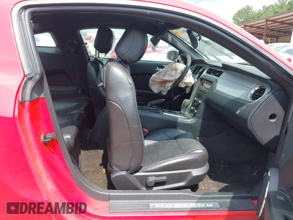 2014 Ford Mustang V6 with VIN 1ZVBP8AMXE5297869, listed as a IAAI auction lot 42452664 with 164,356 mi miles and . Bid and sale history available at DreamBid. Image 5.