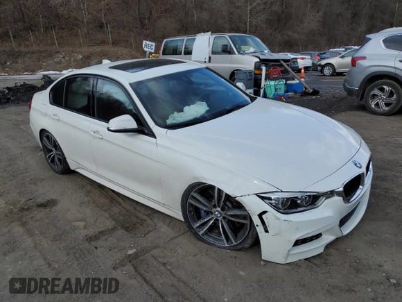 2017 BMW 3 Series 340i xDrive with VIN WBA8B7C34HA190285, listed as a Copart auction lot 42045855 with 60,509 mi miles and Salvage Title. Bid and sale history available at carsss.com. Image 4.