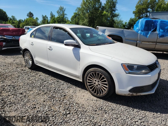 2011 Volkswagen Jetta SE with VIN 3VWDZ7AJ8BM320218, listed as a Copart auction lot 58357675 with 154,096 mi miles and Salvage title. Bid and sale history available at DreamBid. Image 4.