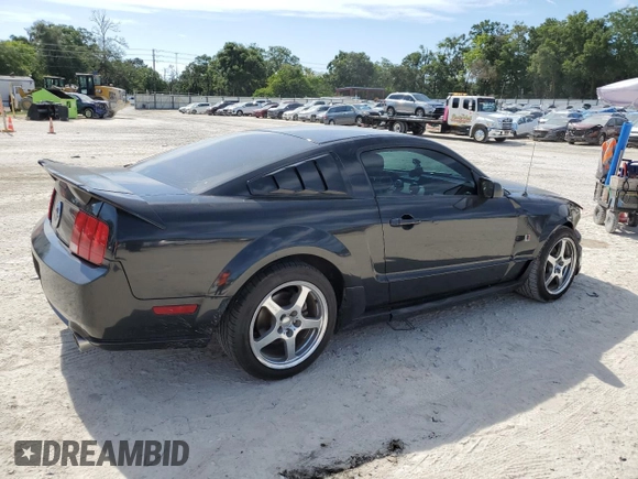 2005 Ford Mustang Deluxe with VIN 1ZVFT80N055111232, listed as a Copart auction lot 62728805 with 171,848 mi miles and Salvage title. Bid and sale history available at DreamBid. Image 3.
