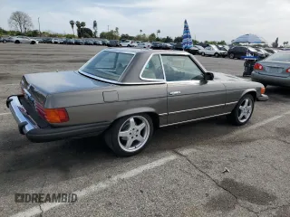 1978 Mercedes-Benz SL with VIN 10704412046380, listed as a Copart auction lot 56873355 with 81,564 mi miles and Clean title. Bid and sale history available at DreamBid. Image 3.