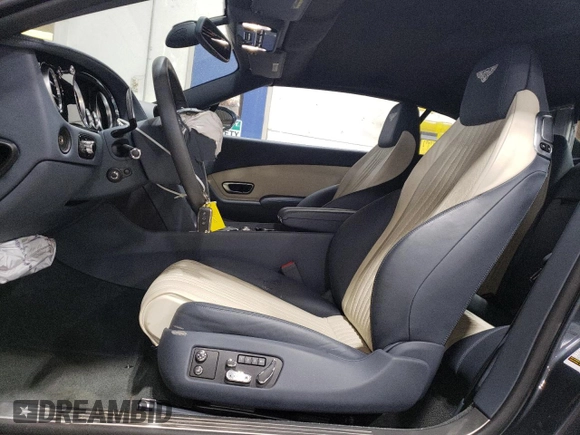 2016 Bentley Continental GT V8 z VIN SCBGT3ZA8GC051549, wystawiony jako Copart lot #50990475 z przebiegiem 15 306 mil mil oraz Szkody całkowita. Historia ofert i sprzedaży dostępna na DreamBid. Obrazek 7.