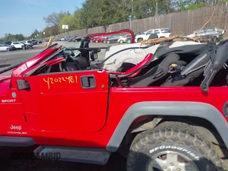 2004 Jeep Wrangler Sport with VIN 1J4FA49S14P803149, listed as a IAAI auction lot 42022481 with Not Provided miles. Bid and sale history available at carsss.com. Image 14.