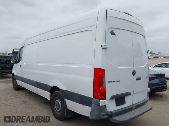 2021 Mercedes-Benz Sprinter Cargo with VIN W1W40CHY4MT054679, listed as a IAAI auction lot 42078941 with 148,214 mi miles. Bid and sale history available at carsss.com. Image 3.