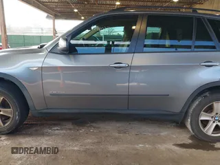 2012 BMW X5 35d with VIN 5UXZW0C59CL673416, listed as a IAAI auction lot 41910233 with 70,008 mi miles and . Bid and sale history available at DreamBid. Image 14.