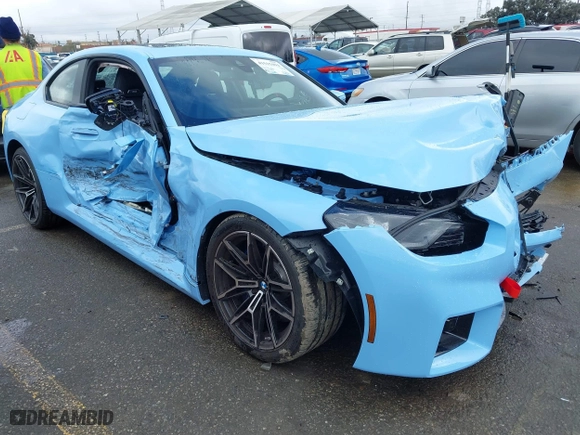 2025 BMW M2 with VIN 3MF23DM06S8E94517, listed as a IAAI auction lot 41515494 with 2,748 mi miles. Bid and sale history available at carsss.com. Image 1.