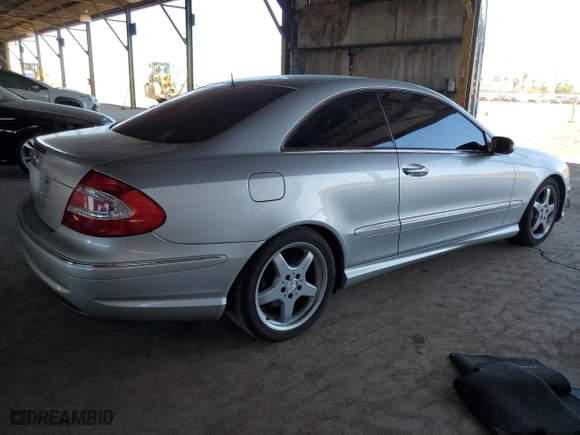 2004 Mercedes-Benz CLK-Class 5.0L with VIN WDBTJ75J04F084228, listed as a Copart auction lot 76501934 with 133,040 mi miles and Clean Title. Bid and sale history available at carsss.com. Image 3.