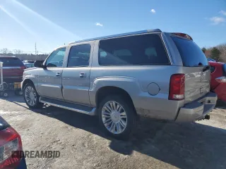 2005 Cadillac Escalade ESV z VIN 3GYFK66N35G271111, wystawiony jako Copart lot #43192695 z przebiegiem 186 144 mil mil oraz Tytuł czysty. Historia ofert i sprzedaży dostępna na DreamBid. Obrazek 2.