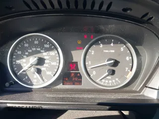 2008 BMW 5 Series 528i with VIN WBANU53558CT05385, listed as a IAAI auction lot 41589372 with 158,602 mi miles and . Bid and sale history available at DreamBid. Image 7.