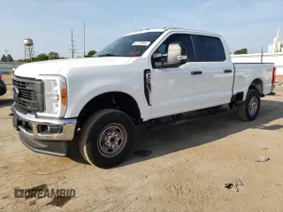2023 Ford Super Duty F-250 SRW XL with VIN 1FT7W2BA5PED83249, listed as a Copart auction lot 67775954 with 4,720 mi miles and Salvage Title. Bid and sale history available at carsss.com. Image 1.