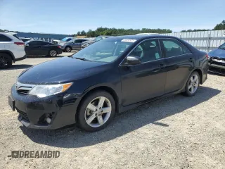 2014 Toyota Camry L with VIN 4T1BF1FK2EU338016, listed as a Copart auction lot 56800975 with 344,992 mi miles and Clean Title. Bid and sale history available at DreamBid. Image 1.