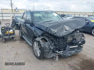 2015 Mercedes-Benz M 400 z VIN 4JGDA5GB0FA534584, wystawiony jako IAAI lot #42228181 z przebiegiem Nie podano mil oraz . Historia ofert i sprzedaży dostępna na DreamBid. Obrazek 1.