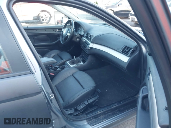 2003 BMW 3 Series 325i with VIN WBAET37473NH03965, listed as a IAAI auction lot 41756045 with 120,482 mi miles and . Bid and sale history available at DreamBid. Image 5.