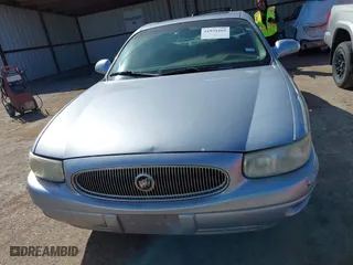 2005 Buick LeSabre Limited with VIN 1G4HR54K95U170239, listed as a IAAI auction lot 41855162 with 142,031 mi miles. Bid and sale history available at carsss.com. Image 12.
