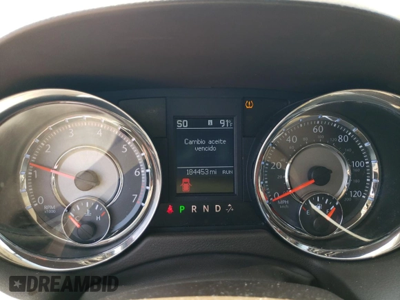 2011 Chrysler Town & Country Touring L with VIN 2A4RR8DG5BR615407, listed as a Copart auction lot 68520234 with 184,453 mi miles and Non Repairable. Bid and sale history available at DreamBid. Image 9.