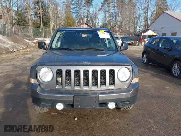 2012 Jeep Patriot Latitude with VIN 1C4NJRFB6CD541860, listed as a IAAI auction lot 41784940 with 138,715 mi miles and . Bid and sale history available at carsss.com. Image 13.