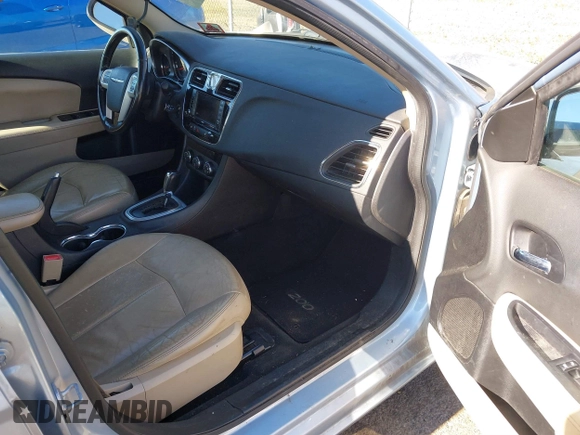 2012 Chrysler 200 Limited with VIN 1C3CCBCBXCN303781, listed as a IAAI auction lot 41807257 with 199,751 mi miles. Bid and sale history available at carsss.com. Image 5.