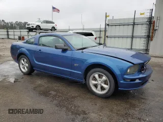2008 Ford Mustang GT Deluxe with VIN 1ZVHT82H785193240, listed as a Copart auction lot 45702285 with 212,408 mi miles and Salvage Title. Bid and sale history available at carsss.com. Image 4.