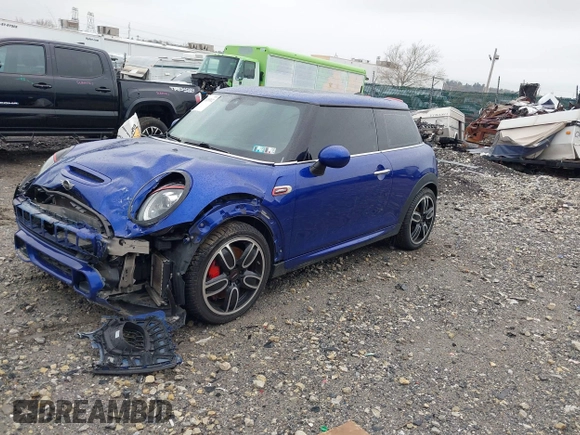 2019 MINI Hardtop John Cooper Works with VIN WMWXM9C5XK2H38801, listed as a IAAI auction lot 42029312 with 96,205 mi miles and . Bid and sale history available at DreamBid. Image 2.