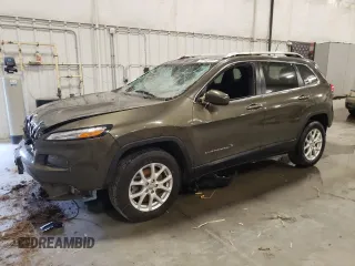 2015 Jeep Cherokee Latitude z VIN 1C4PJMCB4FW544992, wystawiony jako Copart lot #58244325 z przebiegiem 102 054 mil mil oraz Szkoda całkowita • Salvage title. Historia ofert i sprzedaży dostępna na DreamBid. Obrazek 1.