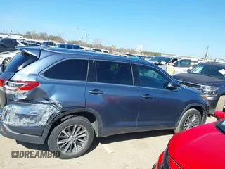 2017 Toyota Highlander XLE with VIN 5TDKZRFH2HS526283, listed as a IAAI auction lot 41669159 with 122,112 mi miles and . Bid and sale history available at DreamBid. Image 13.