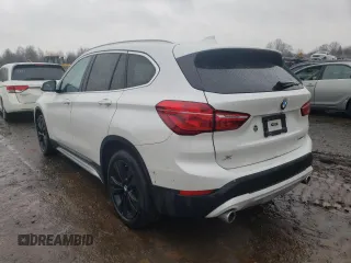 2020 BMW X1 xDrive28i with VIN WBXJG9C00L5P50833, listed as a Copart auction lot 37547123 with 37,039 mi miles. Bid and sale history available at carsss.com. Image 2.