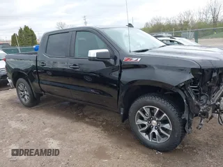 2025 Chevrolet Silverado 1500 LT with VIN 1GCUKDED5SZ111754, listed as a IAAI auction lot 42042118 with 3,815 mi miles and . Bid and sale history available at DreamBid. Image 14.