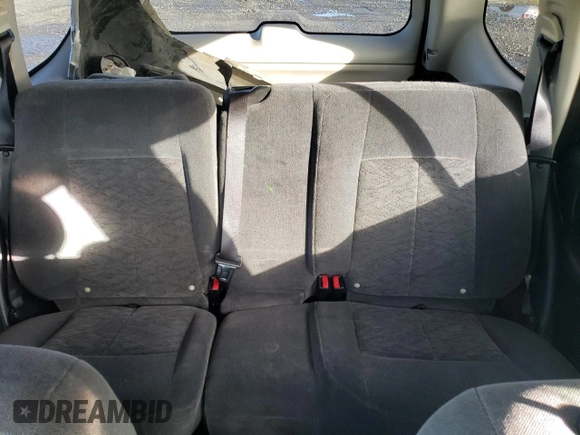 2006 GMC Envoy SLE with VIN 1GKDT13S262327772, listed as a Copart auction lot 85270134 with 242,390 mi miles and Salvage Title. Bid and sale history available at carsss.com. Image 10.