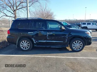 2009 Lexus LX 570 with VIN JTJHY00W094032465, listed as a IAAI auction lot 41757069 with 395,307 mi miles and . Bid and sale history available at carsss.com. Image 13.