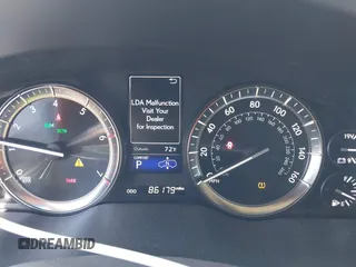2018 Lexus LX 570 z VIN JTJHY7AX7J4255445, wystawiony jako IAAI lot #41631248 z przebiegiem 86 179 mil mil oraz . Historia ofert i sprzedaży dostępna na DreamBid. Obrazek 7.