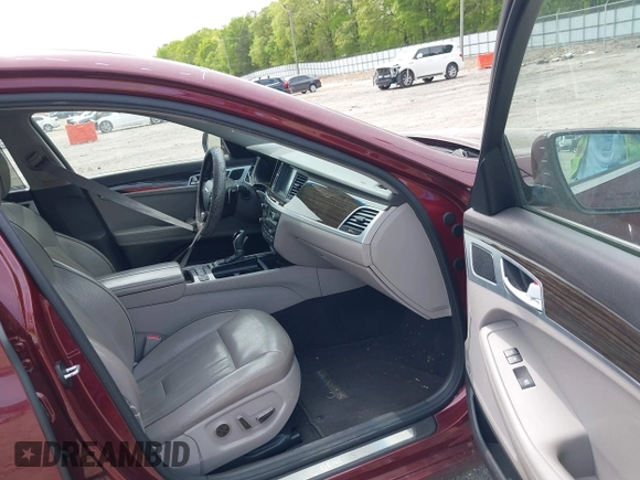2015 Hyundai Genesis 3.8L z VIN KMHGN4JE0FU019887, wystawiony jako IAAI lot #42041021 z przebiegiem 170 492 mil mil oraz . Historia ofert i sprzedaży dostępna na DreamBid. Obrazek 5.