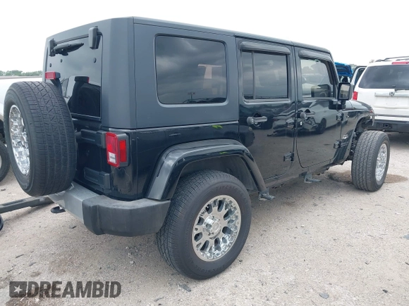 2008 Jeep Wrangler Unlimited Sahara с VIN 1J4GA59188L624010, выставлен на аукционе IAAI как лот 42115574 с пробегом 105 800 миль миль и . История ставок и продаж доступна на DreamBid. Изображение 4.