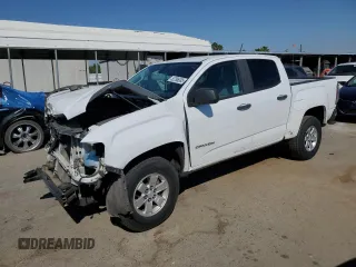2018 GMC Canyon 2WD with VIN 1GTG5BEN8J1142124, listed as a Copart auction lot 52396385 with 100,836 mi miles and Salvage Title. Bid and sale history available at carsss.com. Image 1.
