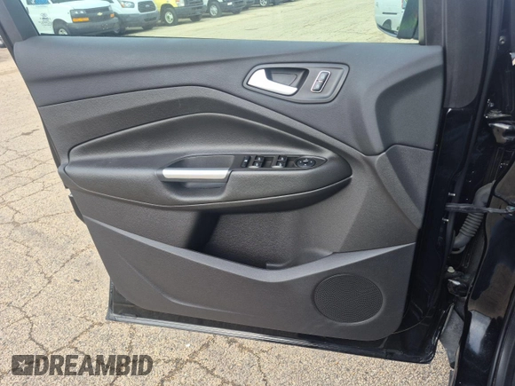 2016 Ford Escape SE z VIN 1FMCU9GX9GUC01824, wystawiony jako IAAI lot #42396853 z przebiegiem 57 608 mil mil oraz . Historia ofert i sprzedaży dostępna na DreamBid. Obrazek 15.