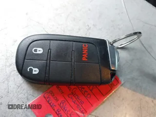2018 Jeep Grand Cherokee Laredo E z VIN 1C4RJEAG1JC275535, wystawiony jako IAAI lot #41120357 z przebiegiem 108 109 mil mil oraz . Historia ofert i sprzedaży dostępna na DreamBid. Obrazek 11.