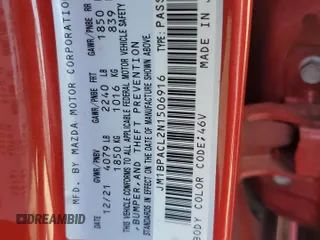 2022 Mazda 3 Carbon Edition z VIN JM1BPACL2N1506916, wystawiony jako Copart lot #54924185 z przebiegiem 71 622 mil mil oraz Szkoda całkowita • Salvage title. Historia ofert i sprzedaży dostępna na DreamBid. Obrazek 13.
