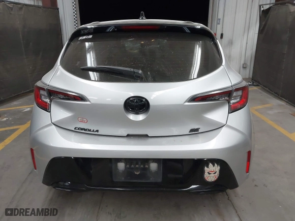 2021 Toyota Corolla Hatchback SE with VIN JTND4MBE1M3106771, listed as a IAAI auction lot 41444053 with 101,161 mi miles. Bid and sale history available at carsss.com. Image 16.
