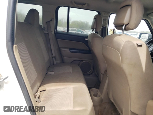 2014 Jeep Patriot Altitude with VIN 1C4NJPBA7ED642359, listed as a Copart auction lot 50761925 with 222,922 mi miles and Salvage Title. Bid and sale history available at DreamBid. Image 11.