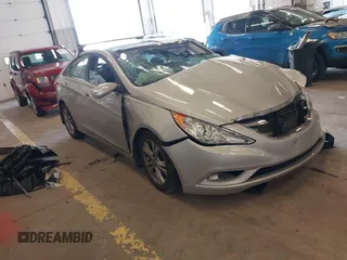 2012 Hyundai Sonata Limited z VIN 5NPEC4AC6CH361933, wystawiony jako IAAI lot #42004586 z przebiegiem 88 500 mil mil oraz . Historia ofert i sprzedaży dostępna na DreamBid. Obrazek 1.