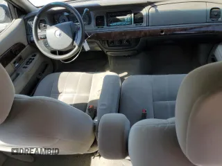 2006 Mercury Grand Marquis GS с VIN 2MEFM74V46X646745, выставлен на аукционе Copart как лот 52541545 с пробегом 183 662 миль миль и На запчасти • Non repairable. История ставок и продаж доступна на DreamBid. Изображение 8.