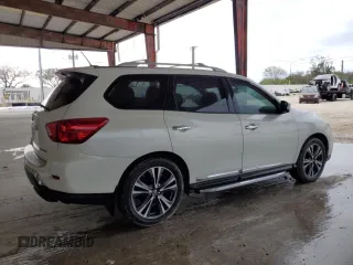 2018 Nissan Pathfinder SV with VIN 5N1DR2MN1JC631828, listed as a Copart auction lot 46715095 with 98,518 mi miles and Clean Title. Bid and sale history available at carsss.com. Image 3.