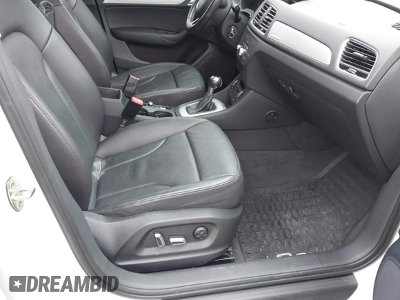 2017 Audi Q3 Premium with VIN WA1ECCFS7HR014647, listed as a IAAI auction lot 42023588 with 211,948 mi miles. Bid and sale history available at carsss.com. Image 5.