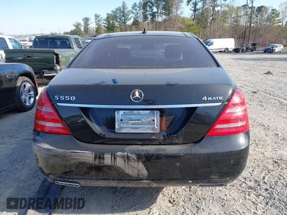 2012 Mercedes-Benz S 550 z VIN WDDNG9EB9CA453330, wystawiony jako IAAI lot #41905056 z przebiegiem Nie podano mil oraz . Historia ofert i sprzedaży dostępna na DreamBid. Obrazek 16.