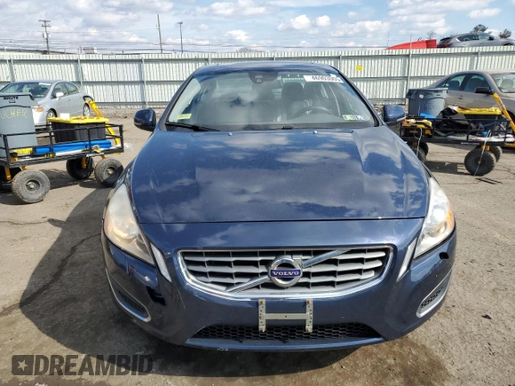 2013 Volvo S60 T5 Premier with VIN YV1612FS5D1218067, listed as a Copart auction lot 46903005 with 61,668 mi miles and Salvage title. Bid and sale history available at DreamBid. Image 5.
