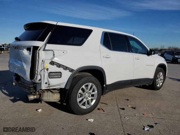 2018 Chevrolet Traverse LS with VIN 1GNERFKW8JJ136136, listed as a Copart auction lot 87877895 with 109,700 mi miles and Salvage Title. Bid and sale history available at carsss.com. Image 3.