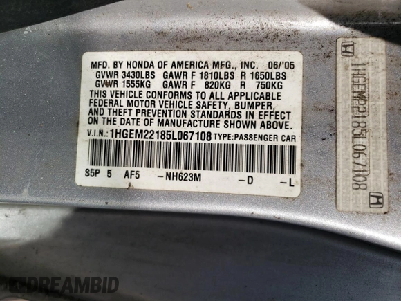 2005 Honda Civic Cpe VP with VIN 1HGEM22185L067108, listed as a Copart auction lot 48172275 with 196,724 mi miles and Salvage Title. Bid and sale history available at carsss.com. Image 14.
