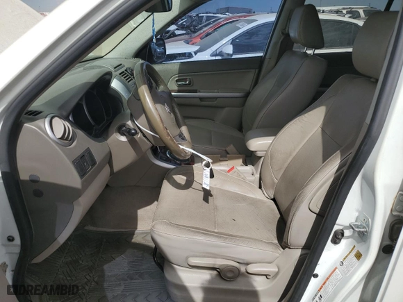2011 Suzuki Grand Vitara Limited with VIN JS3TD0D73B4100213, listed as a Copart auction lot 72425784 with 173,725 mi miles and Salvage Title. Bid and sale history available at carsss.com. Image 7.
