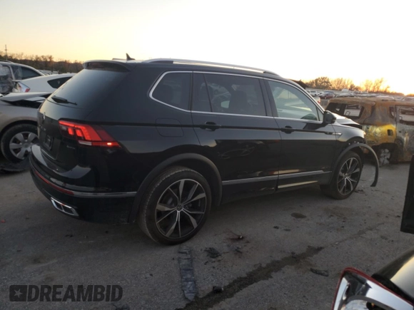 2023 Volkswagen Tiguan SEL R-Line z VIN 3VV4B7AX4PM125222, wystawiony jako Copart lot #79661984 z przebiegiem 9 024 mil mil oraz Szkoda całkowita • Salvage title. Historia ofert i sprzedaży dostępna na DreamBid. Obrazek 3.