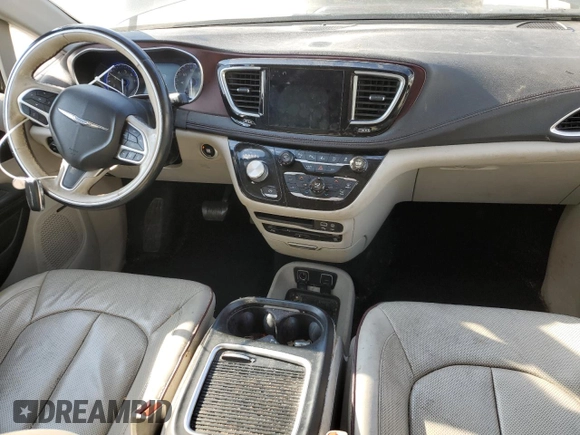 2017 Chrysler Pacifica Limited with VIN 2C4RC1GG2HR836062, listed as a Copart auction lot 50992405 with 135,333 mi miles and Salvage Title. Bid and sale history available at DreamBid. Image 8.